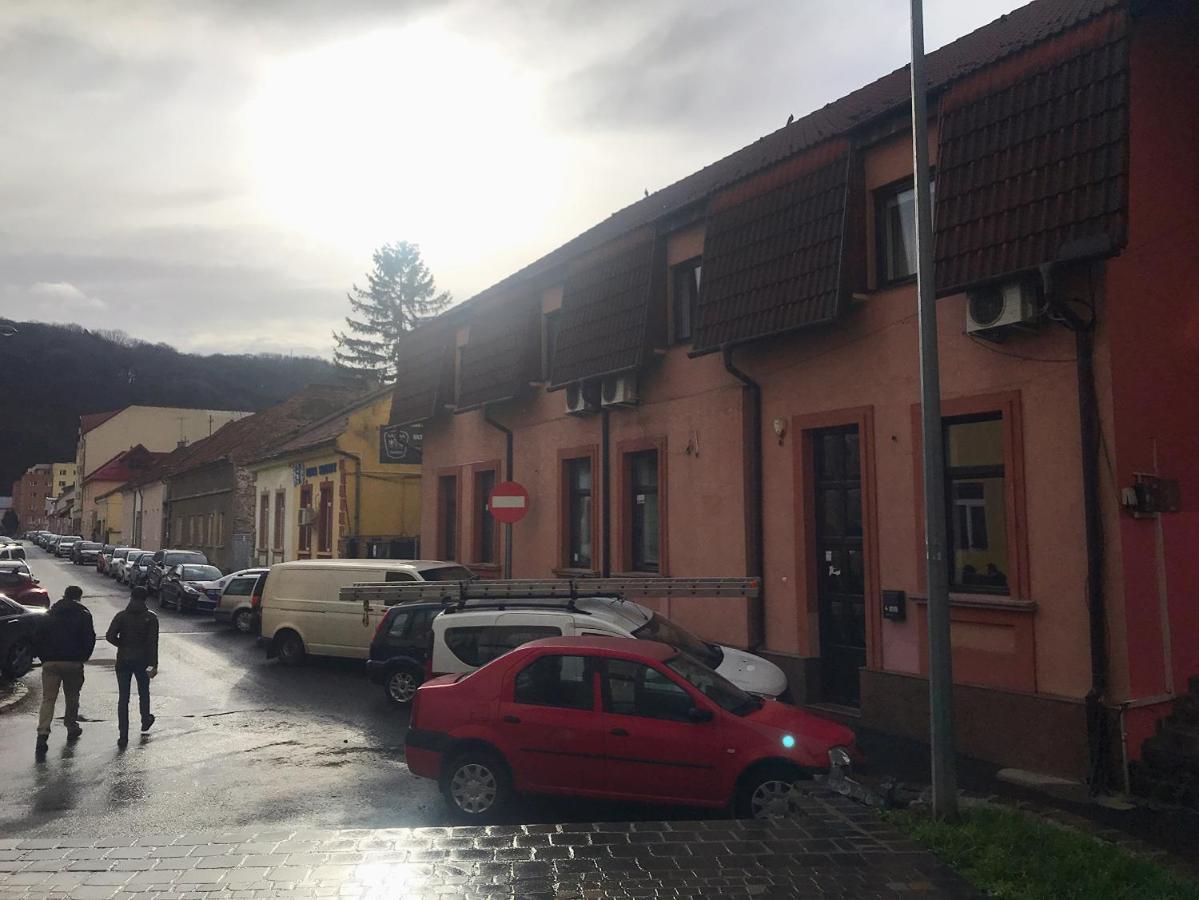 Casa Pino Hotel Brasov Exterior photo