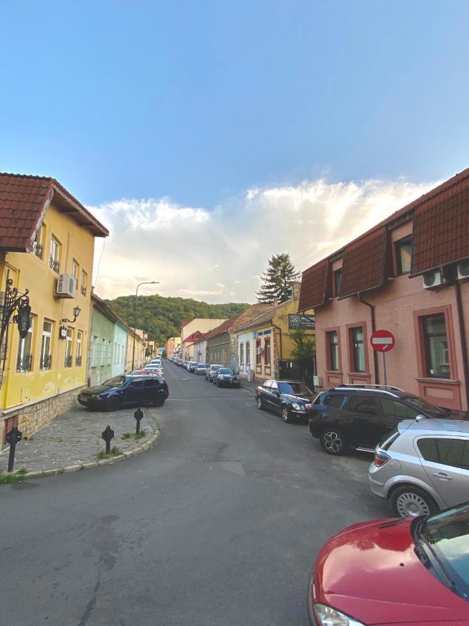 Casa Pino Hotel Brasov Exterior photo